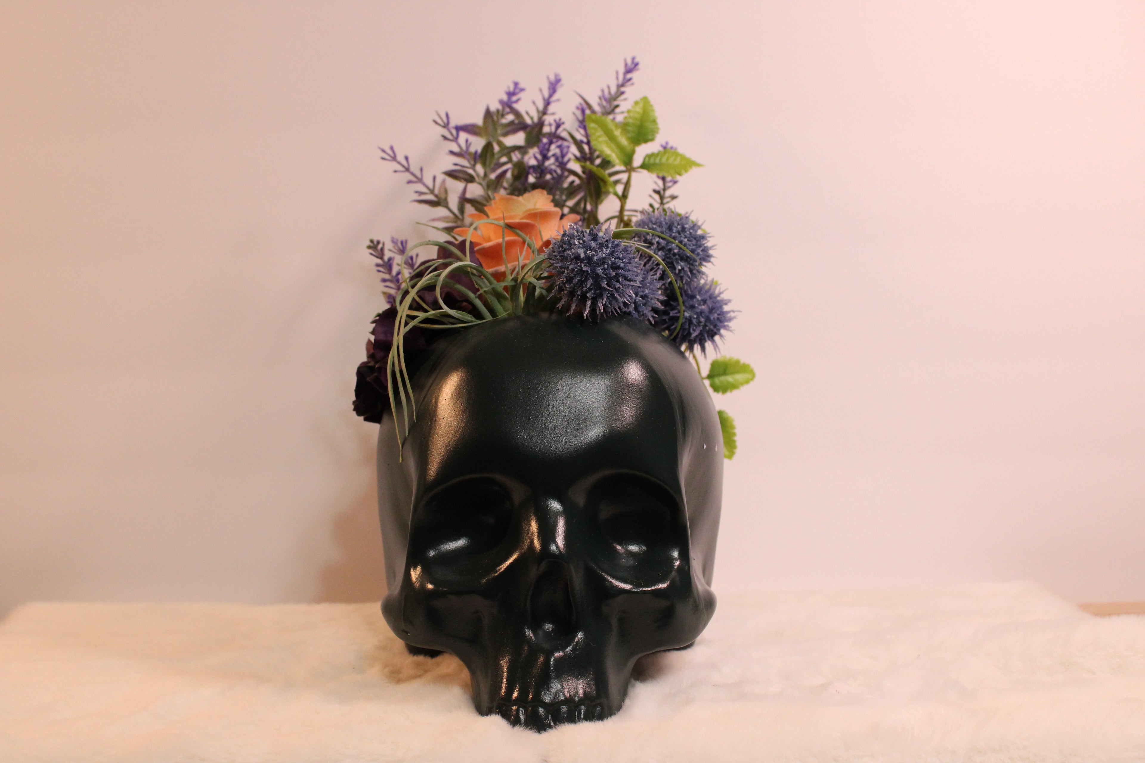 Hunter Green Skull Succulent Flower Decor